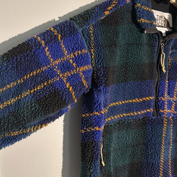 North Face Fleece Pull Over - Size S - Picture 4 of 8